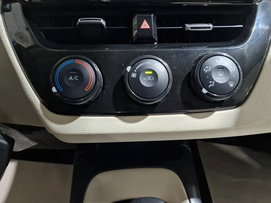 2024 Toyota Corolla XLI 