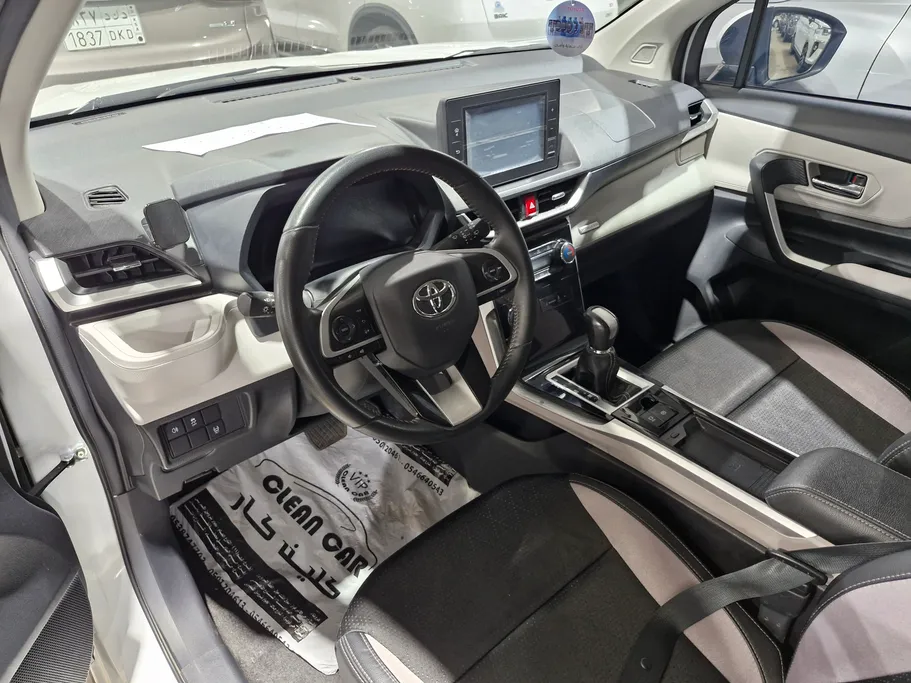 2024 Toyota Veloz GLX