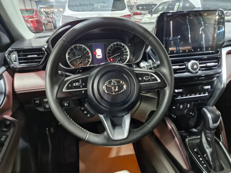 2025 Toyota Urban Cruiser GLX