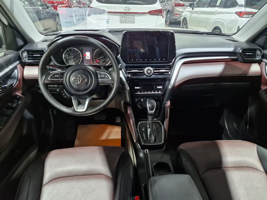 2025 Toyota Urban Cruiser GLX