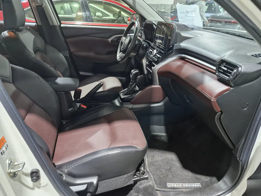 2025 Toyota Urban Cruiser GLX