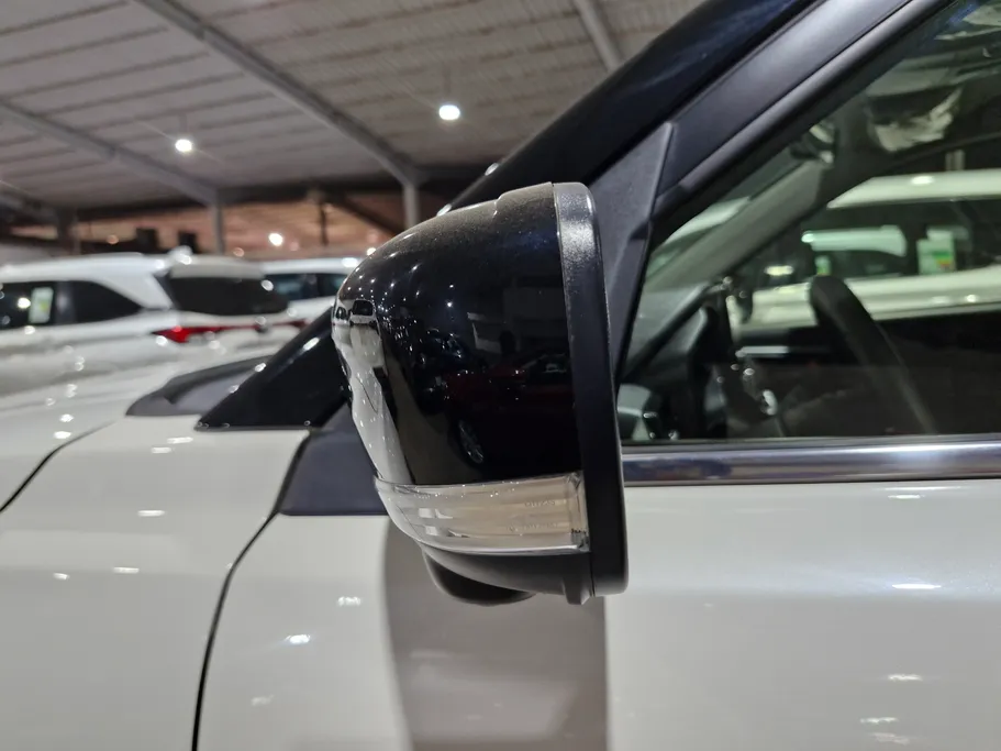 2025 Toyota Urban Cruiser GLX