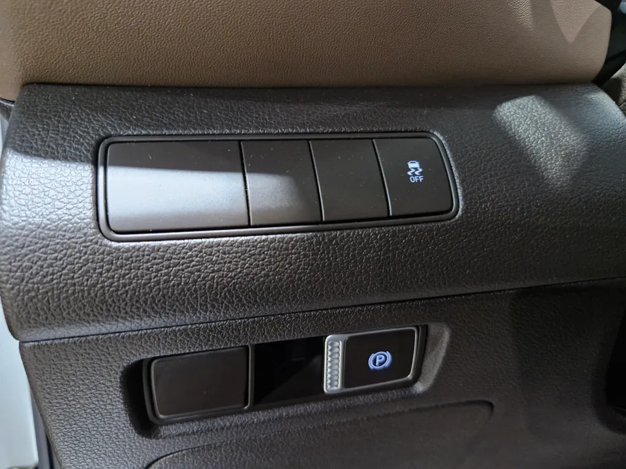 هيونداي سنتافي سمارت 2024