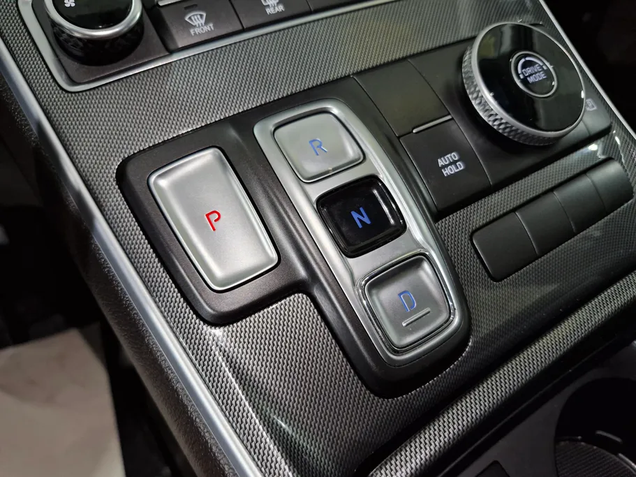 هيونداي سنتافي سمارت 2024