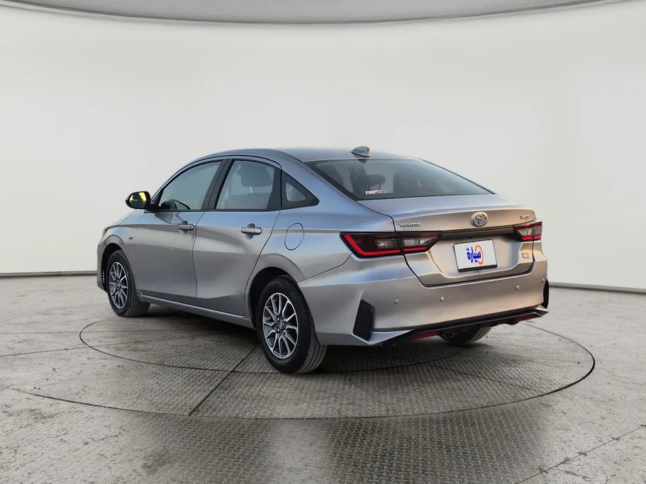 تويوتا يارس Y 2023