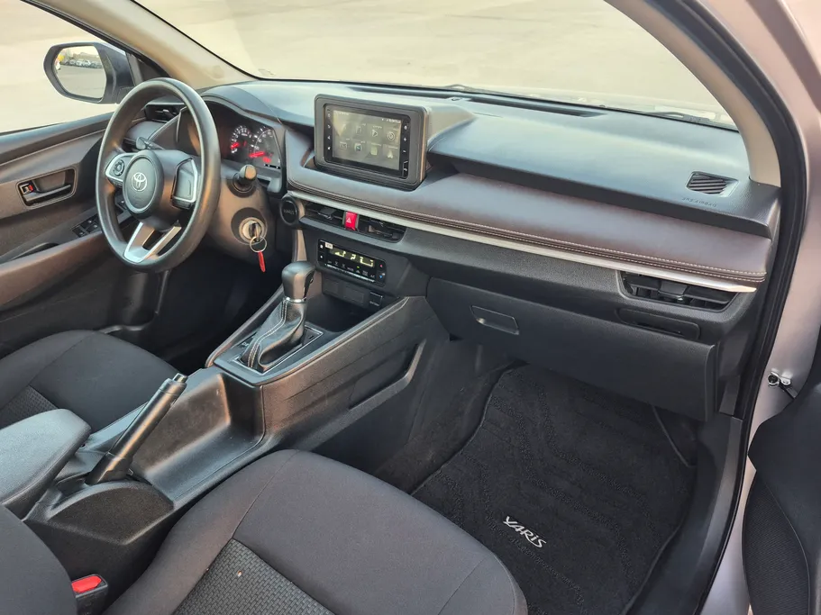 تويوتا يارس Y 2023