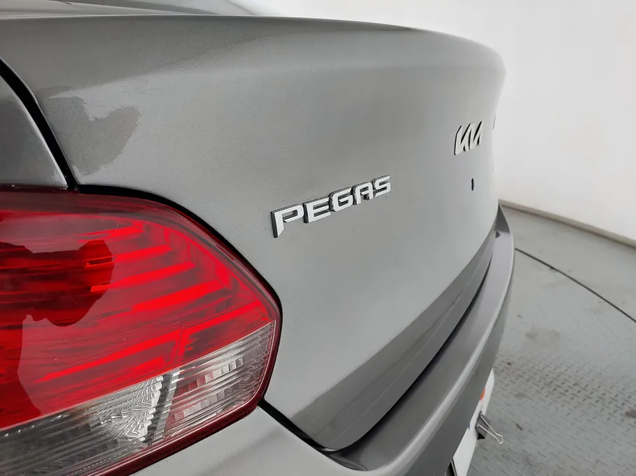 2022 Kia Pegas LX 