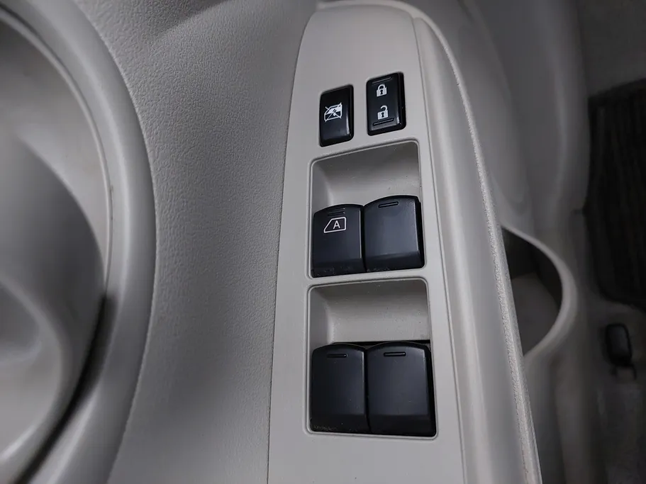 2023 Nissan Sunny SV Comfort 