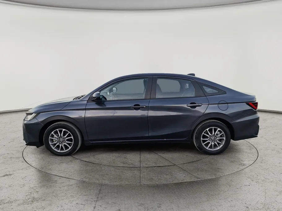 2023 Toyota Yaris  Y