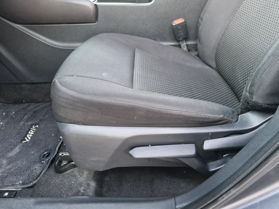 تويوتا يارس Y 2023