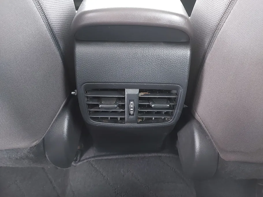 تويوتا كورولا XLI 2024