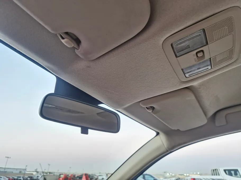 تويوتا يارس Y 2023