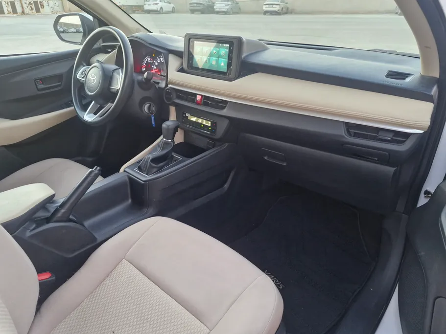 تويوتا يارس Y 2023