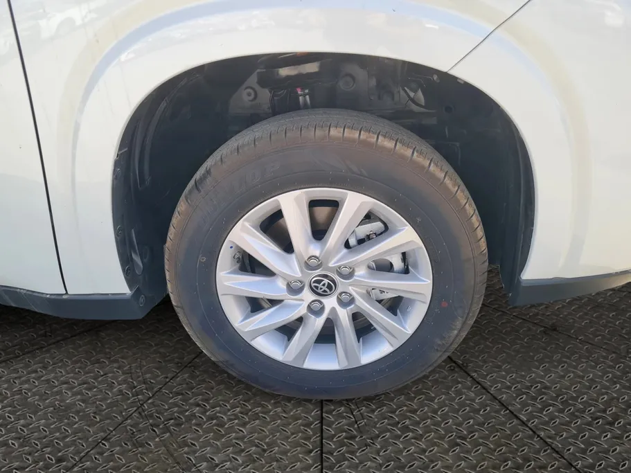 تويوتا اينوفا GL 2026 