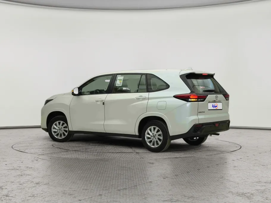 تويوتا اينوفا GL 2026 