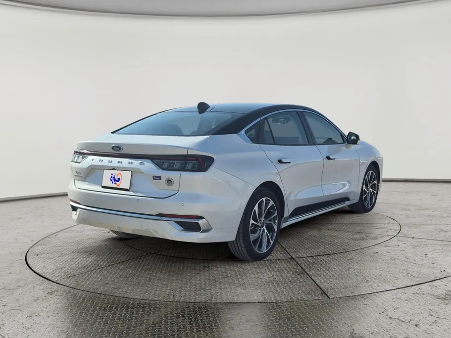 2025 Ford Taurus Titanium FHEV