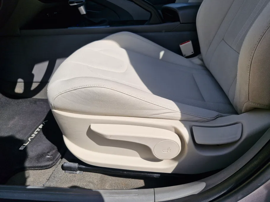 2023 Hyundai Elantra Fleet