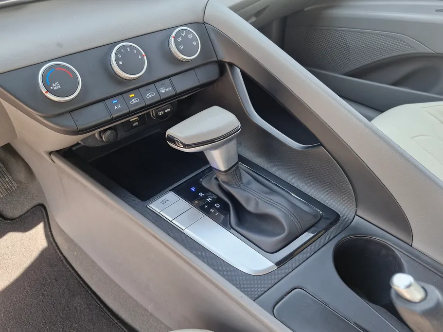 2023 Hyundai Elantra Fleet