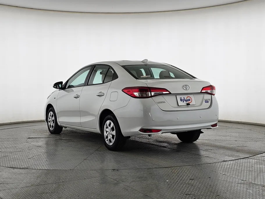 تويوتا يارس Y 2021 