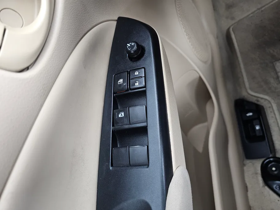 تويوتا يارس Y 2021 