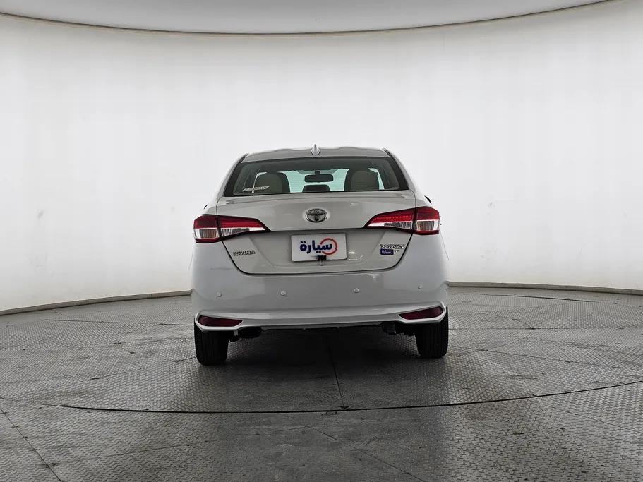 تويوتا يارس Y 2021 