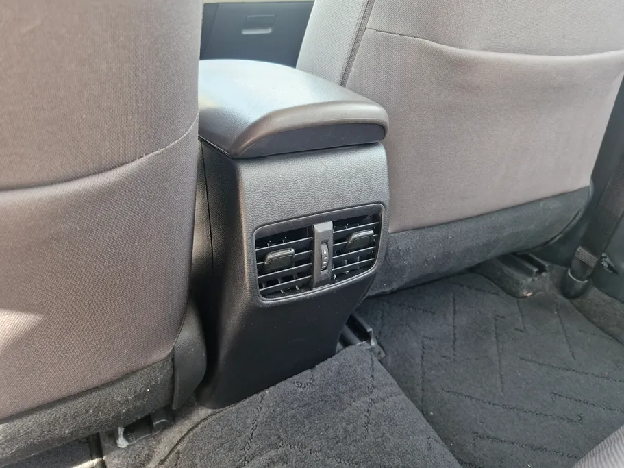 تويوتا كورولا XLI 2024