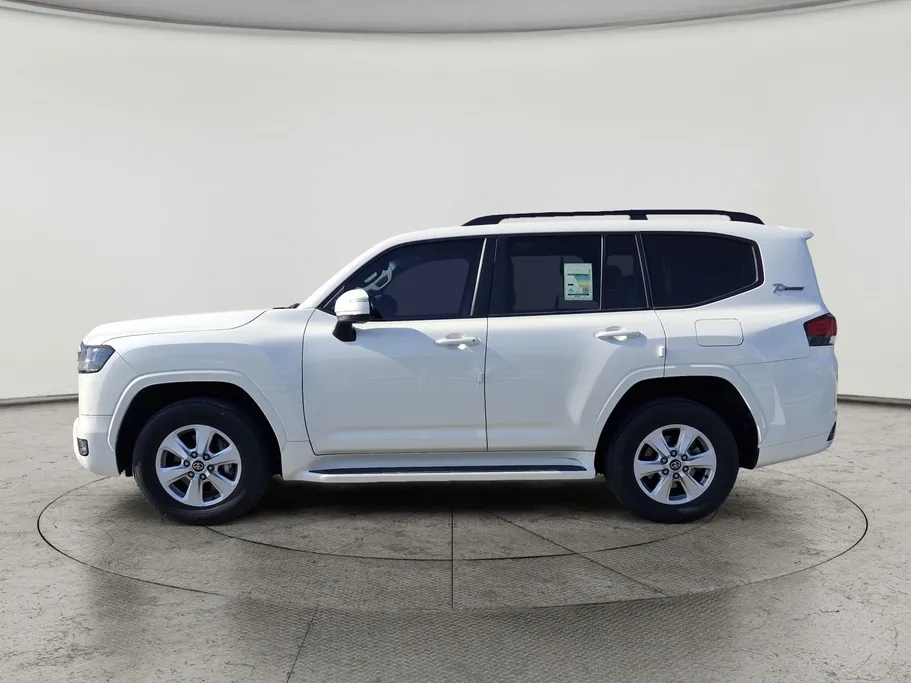 2022 Toyota Land Cruiser GXR2 