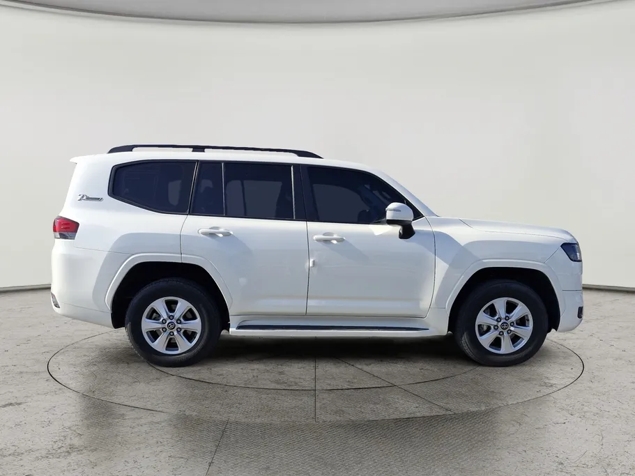 2022 Toyota Land Cruiser GXR2 