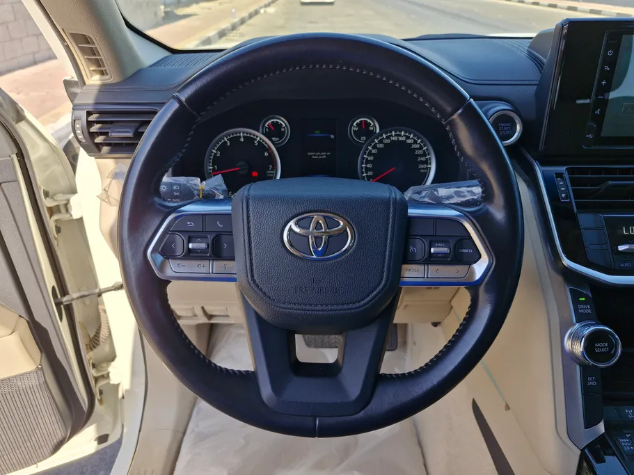 2022 Toyota Land Cruiser GXR2 