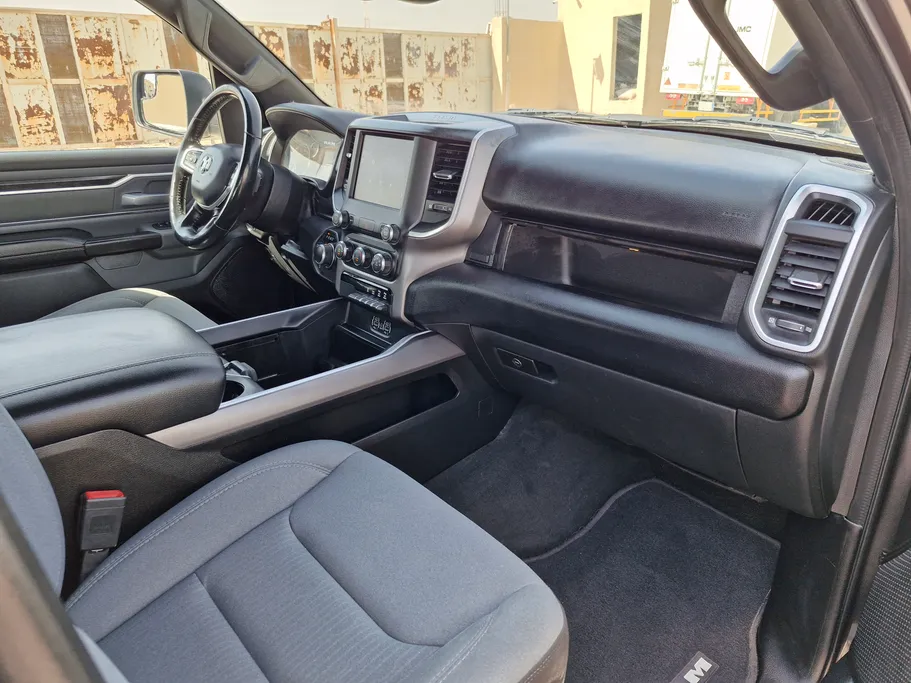 دودج رام BIGHORN 1500 2022 