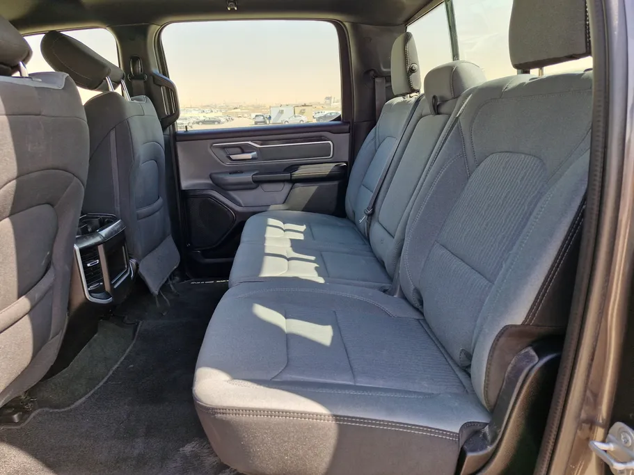 دودج رام BIGHORN 1500 2022 