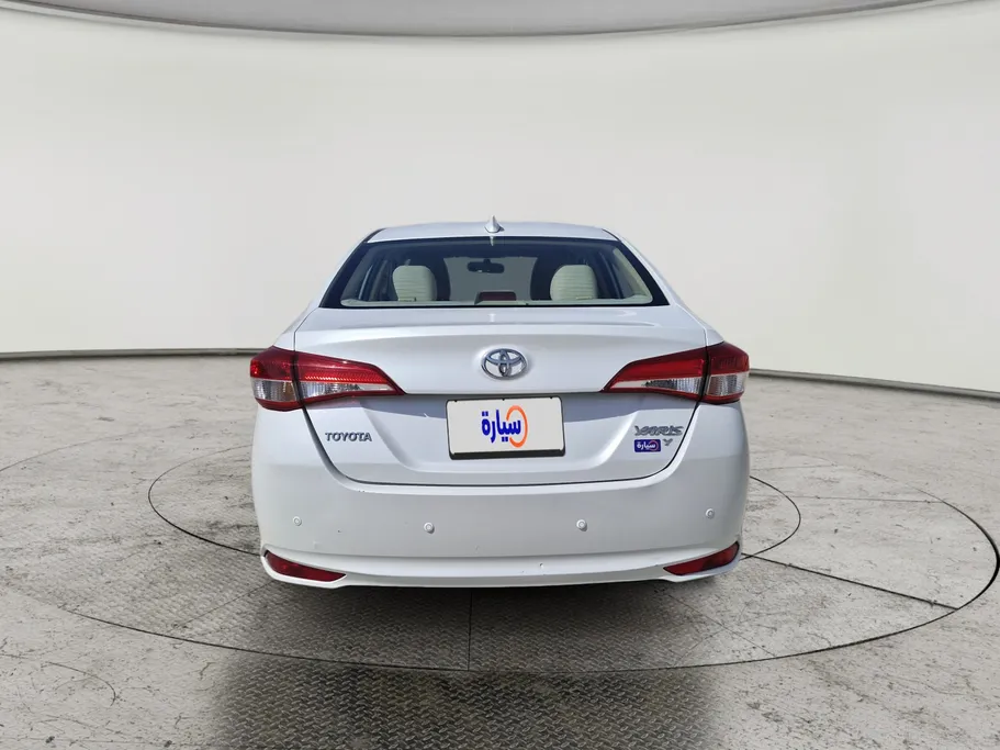 2021 Toyota Yaris  Y