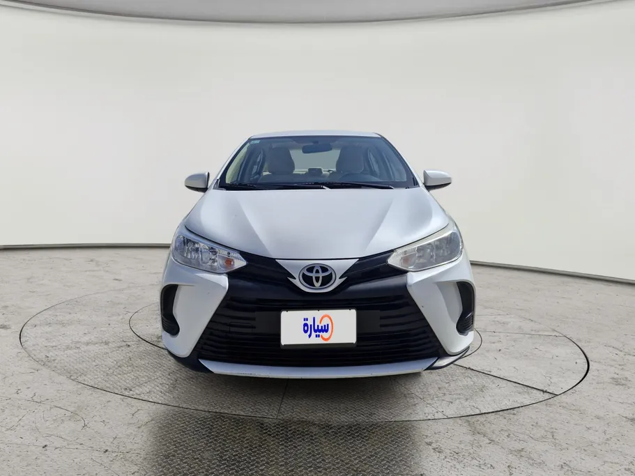 2021 Toyota Yaris  Y
