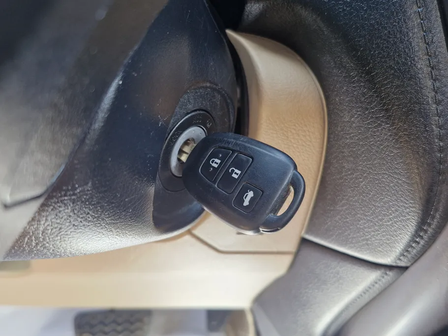 تويوتا يارس Y 2021