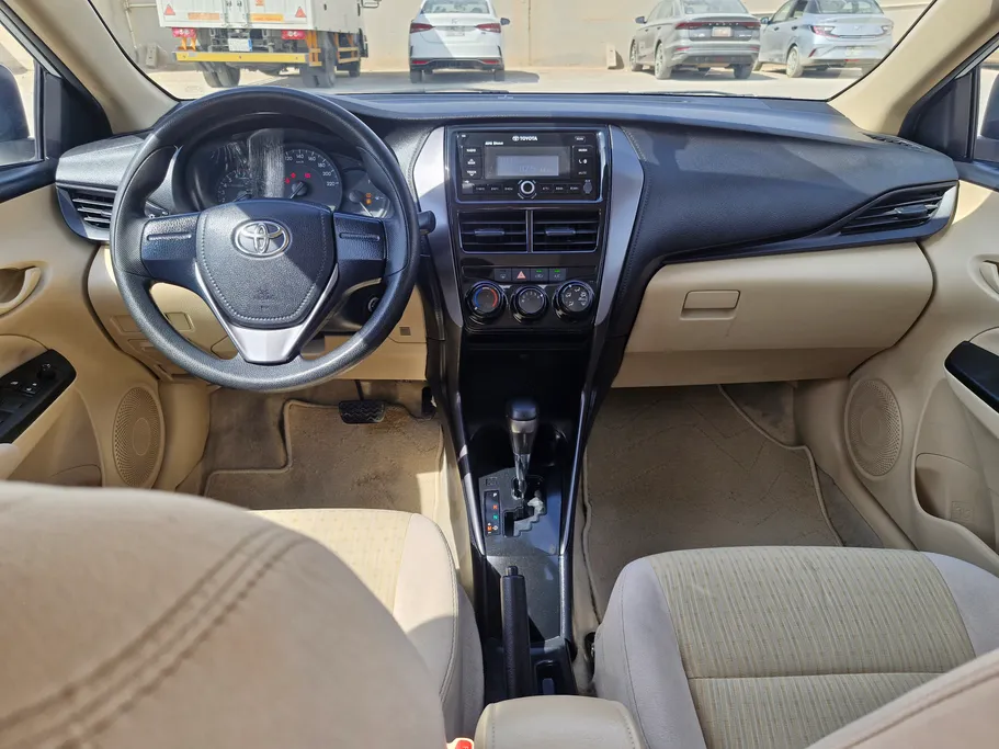 تويوتا يارس Y 2021