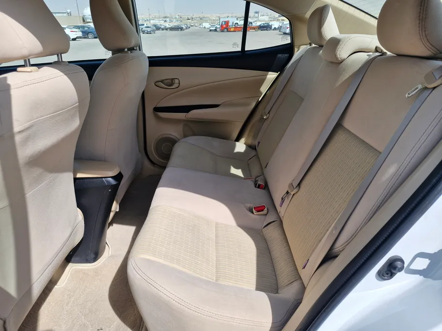 تويوتا يارس Y 2021