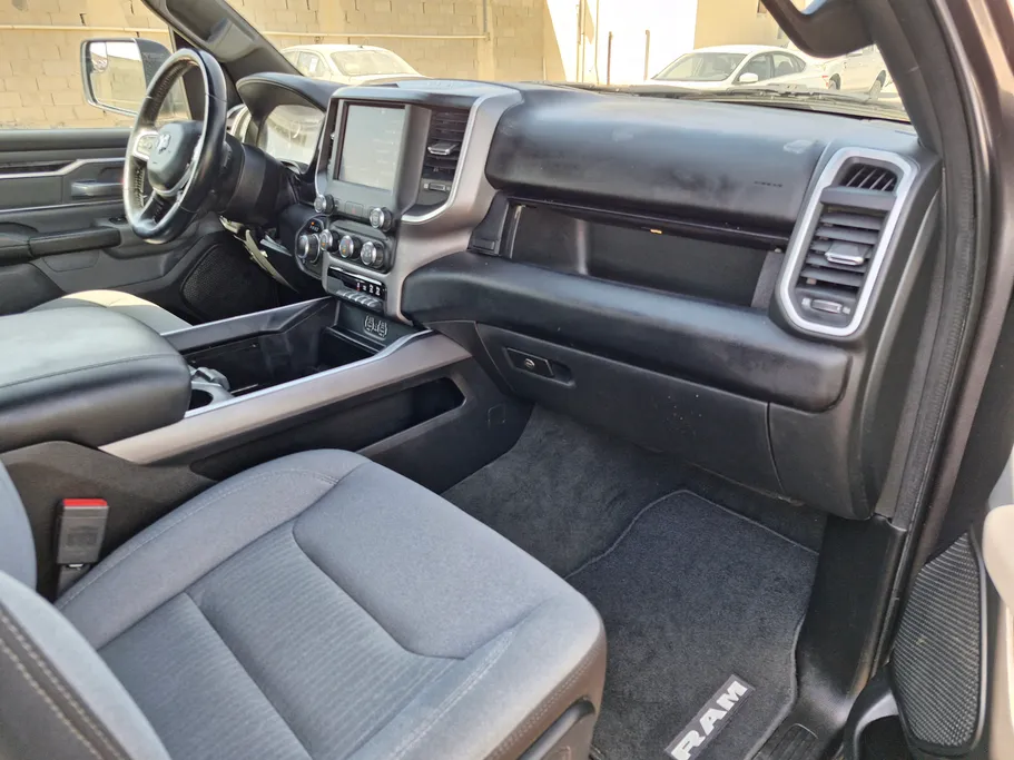 دودج رام BIGHORN 1500 2022 