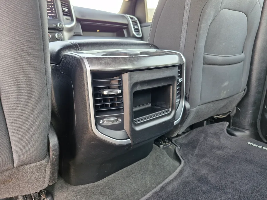 دودج رام BIGHORN 1500 2022 