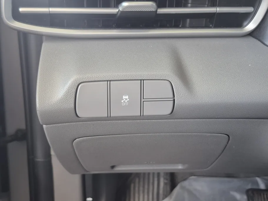 2023 Hyundai Elantra Smart 