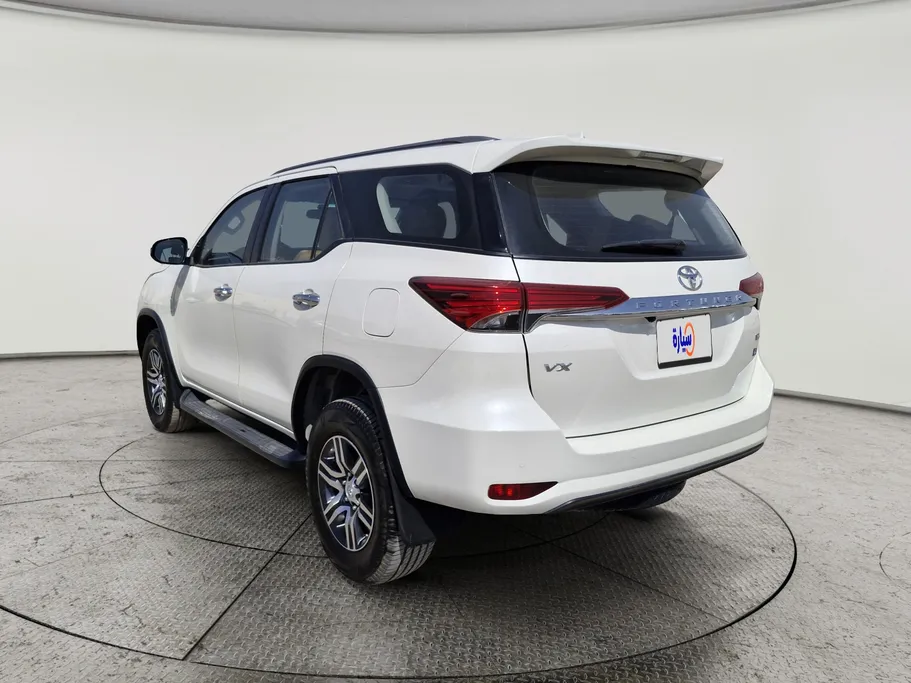2022 Toyota Fortuner VX 