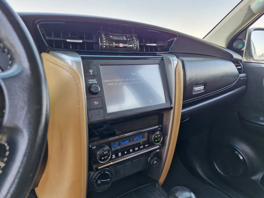 2022 Toyota Fortuner VX 