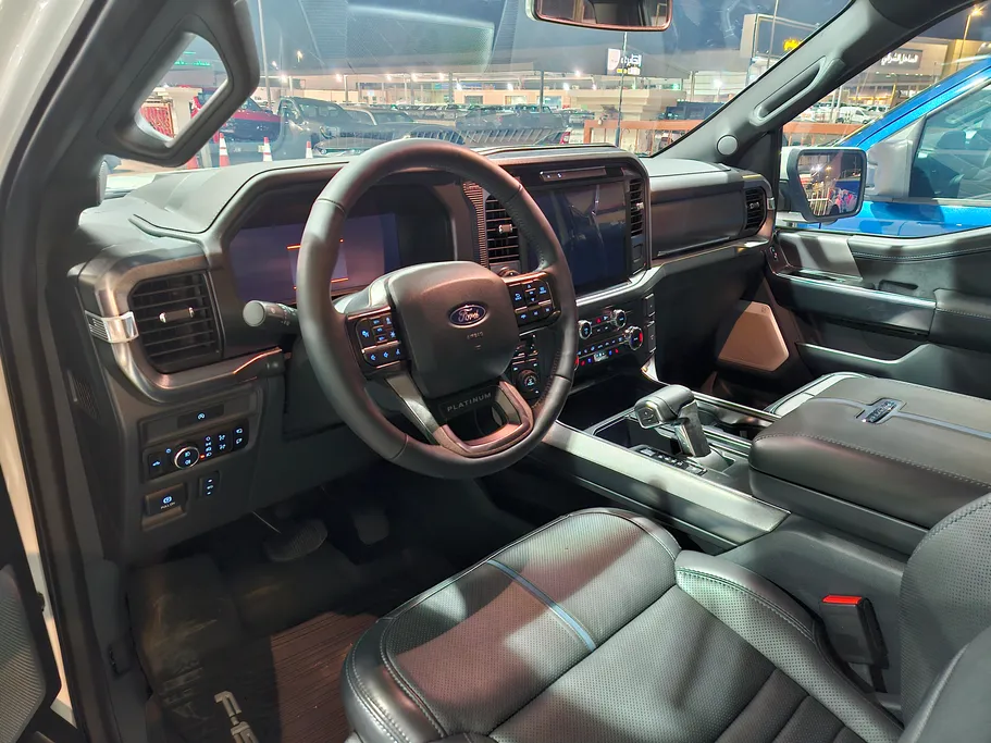 2025 Ford F150 Platinum