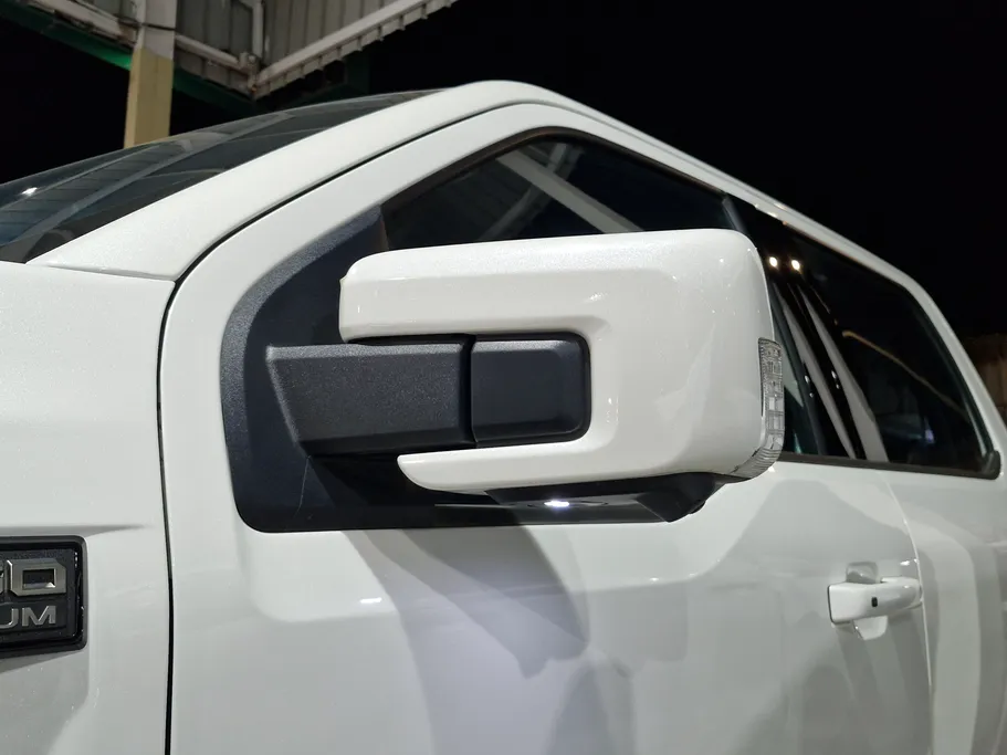 2025 Ford F150 Platinum