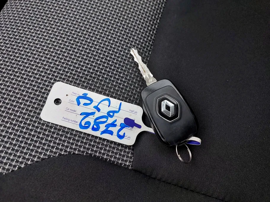 2020 Renault Docker Van بضاعة