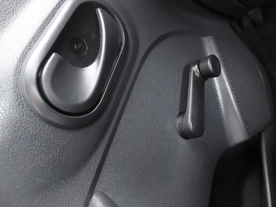 2020 Renault Docker Van بضاعة