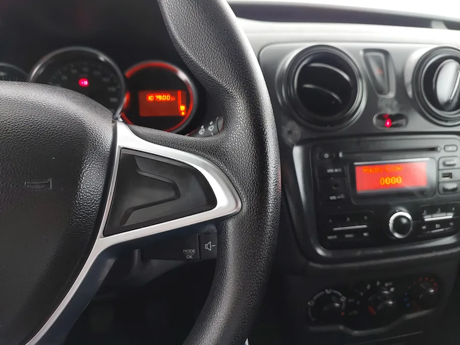 2020 Renault Docker Van بضاعة