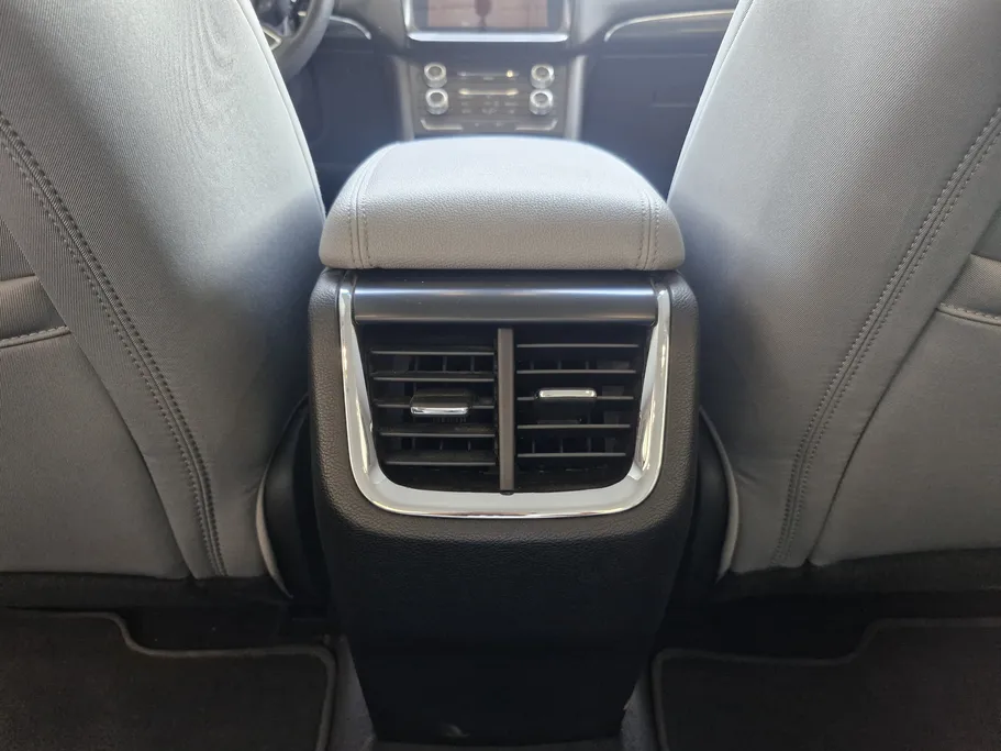 فورد تورس امبيانتي 2020 