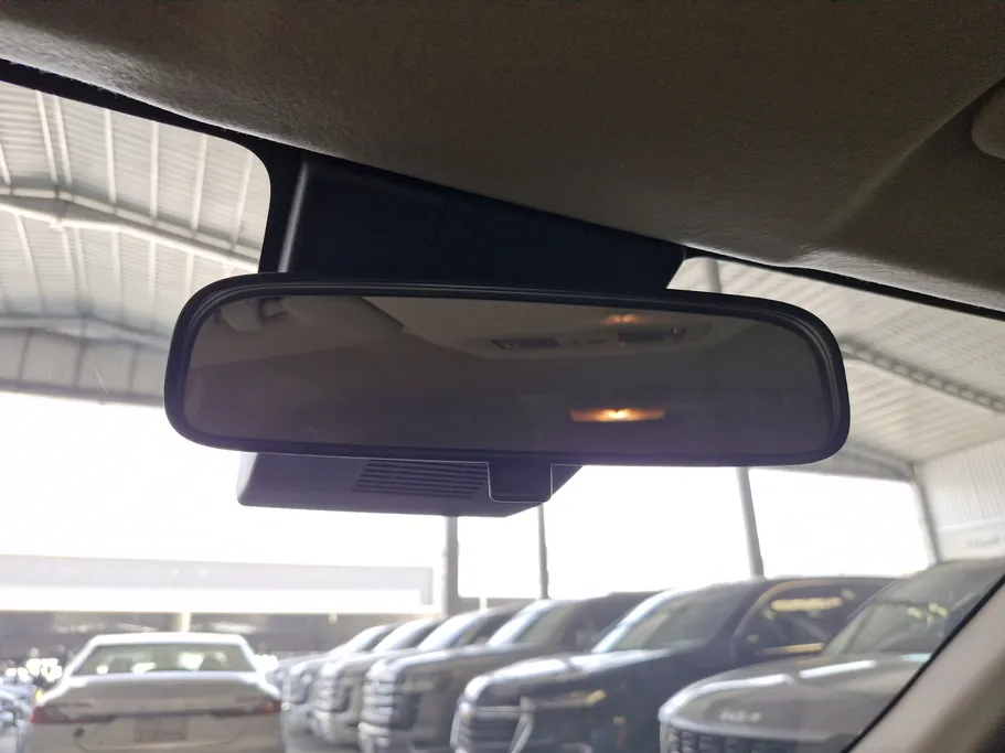 2024 Toyota Yaris  Y Plus 