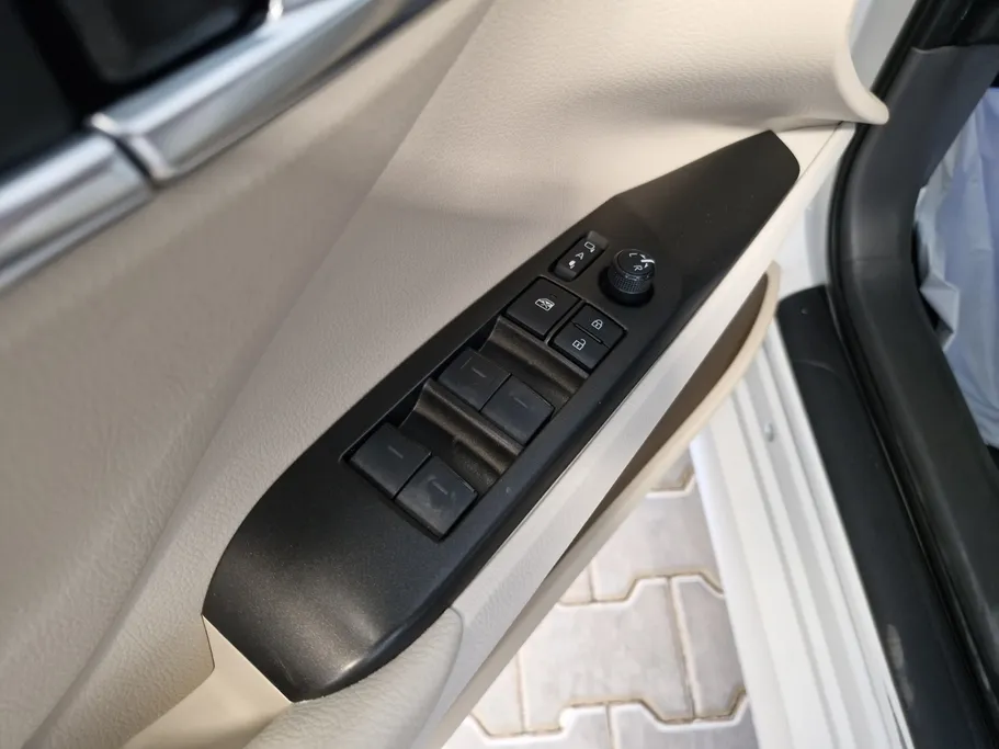 تويوتا كامري GLE 2024 