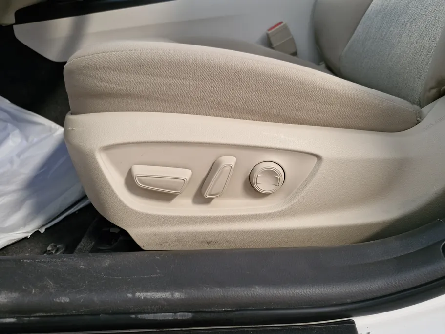 تويوتا كامري GLE 2024 